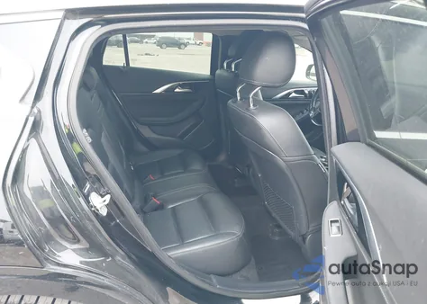 2017 Infiniti Qx30 Premium z USA, uszkodzony, nr VIN SJKCH5CP3HA026770